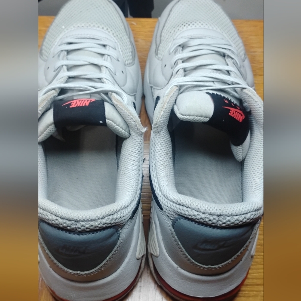 Nike Air Max Excee Running Shoes Mens 7.5 Gray Low Top CD4165-004 - Picture 3 of 14